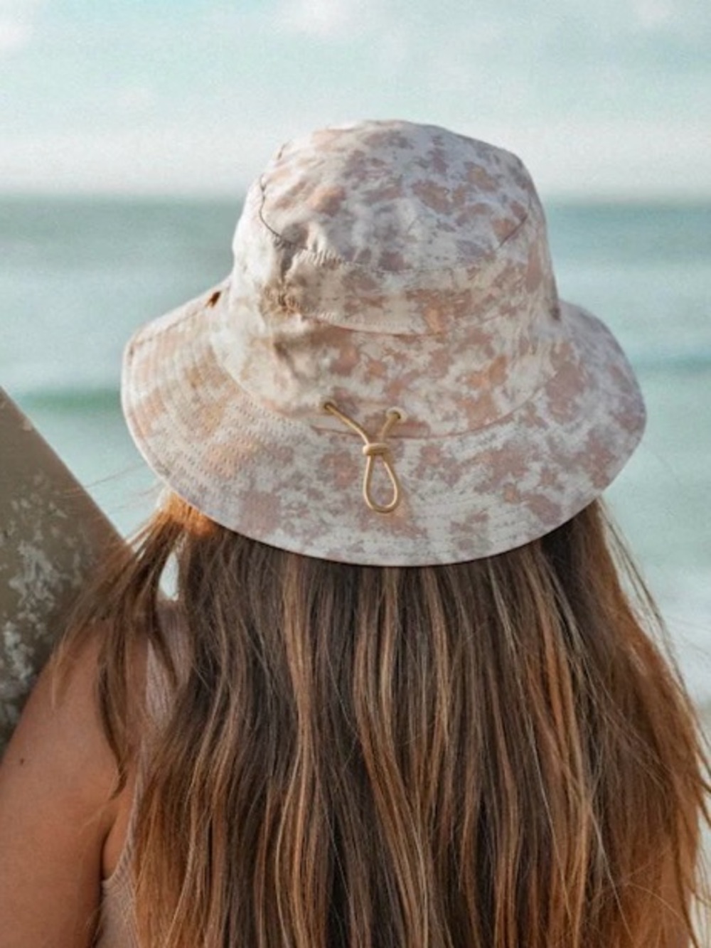 Sola the Label Surf Bucket Hat with straps - Small
